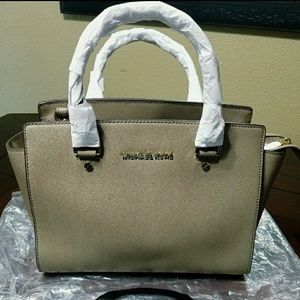 Brand New Michael kors Selma